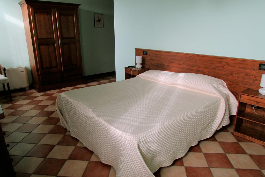 Locanda Mulino Al Pizzon Fratta Polesine Quarto foto