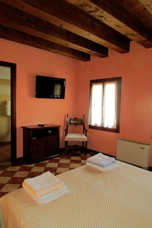 Locanda Mulino Al Pizzon Fratta Polesine Quarto foto